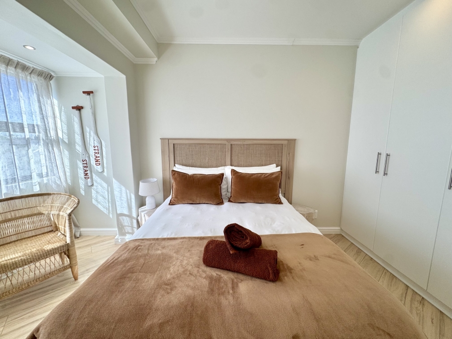 3 Bedroom Property for Sale in Waves Edge Western Cape